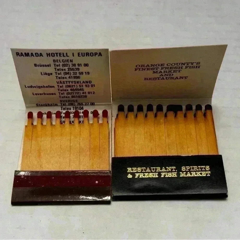Vintage Wood Matches Matchbook‎ Unstruck Unused CA Restaurant and Ramada Hotel